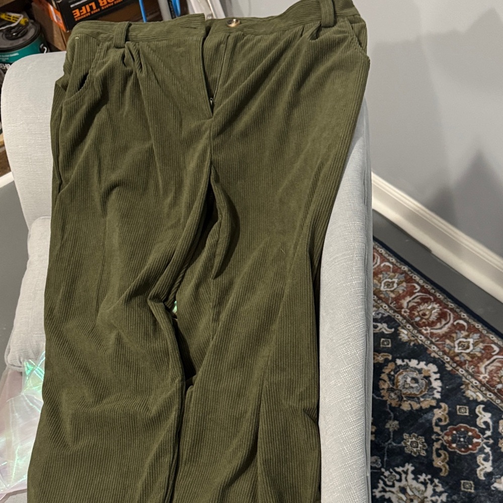 Halara Olive Green Corduroy Pants